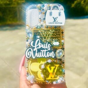 iPhone 17🤎Phone Case